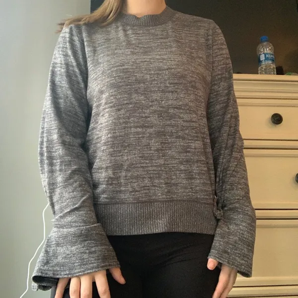 Abercrombie & Fitch tie sleeve sweater - Image 6