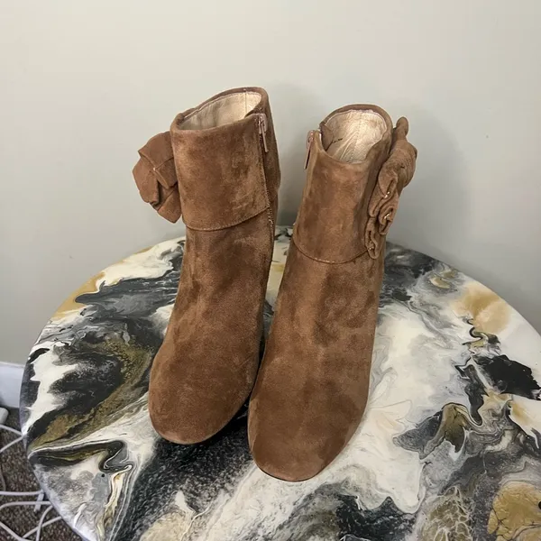 Kate Spade New York Brown Suede Ankle Booties with Bow - Image 6