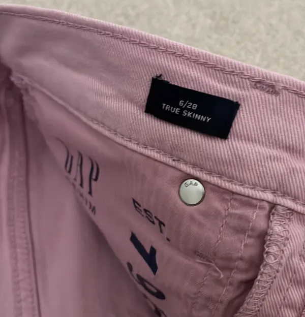 Gap Pink Jeans - Image 4