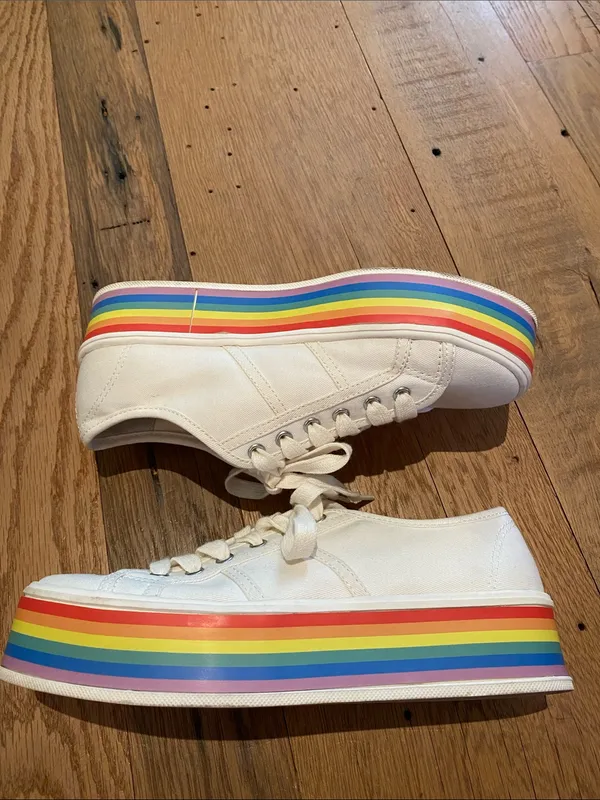 Gianni Bini Rainbow Canvas On Beat Platform Canvas Sneakers Lace Up Size 6 - Image 5