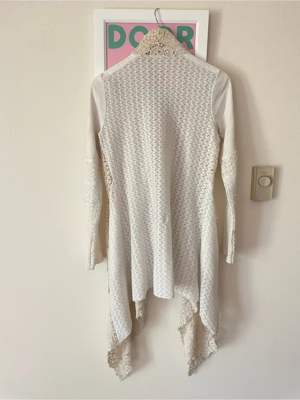 Aratta Silent Journey Shawl Thermal Lace Crochet Open Waterfall Cardigan Small - Image 11