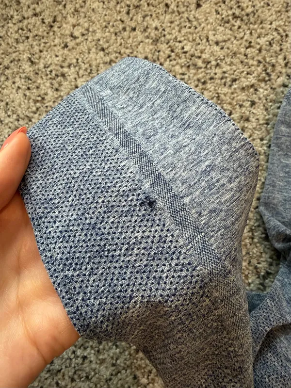 Athleta fitted long sleeve - Image 4