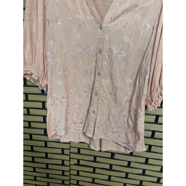 Democracy Peach Embroidered Top Size Medium‎ - Image 4