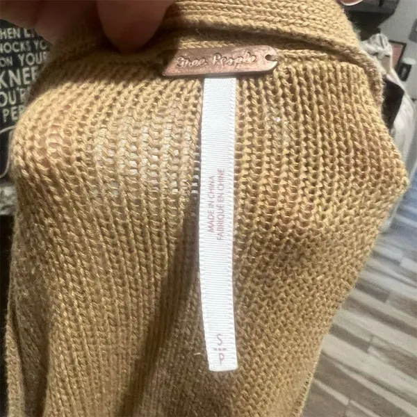 Free People Women's Beige Oversized Cardigan Sweater Size S - Image 6