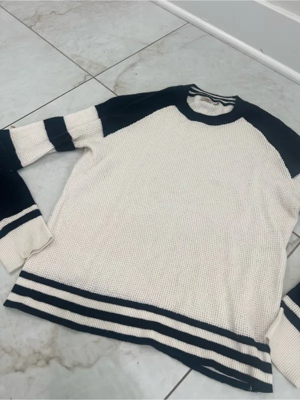 Faherty Cream Wrigley Throwback Sweater Size XS - Image 2