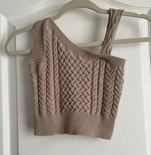 Sweater Vest Tan - Image 5