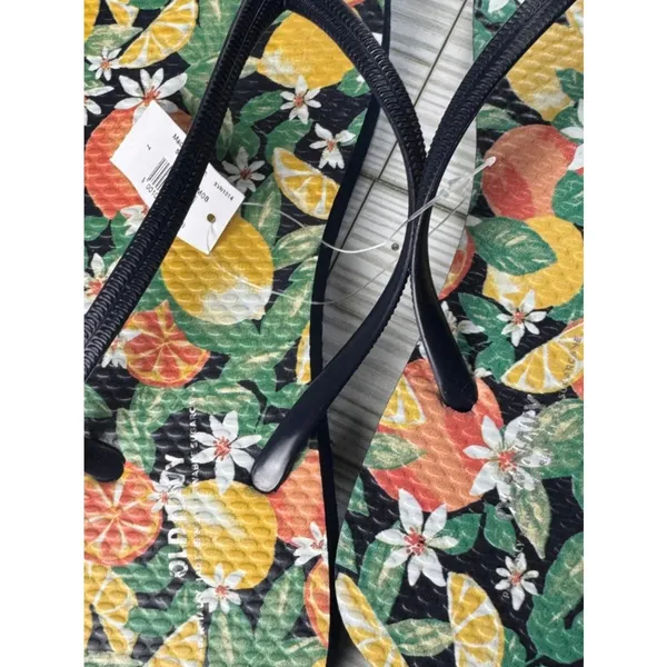 Old Navy Women's Black-Strap Flip Flops with Citrus Floral Print Sz 7 New - Image 4