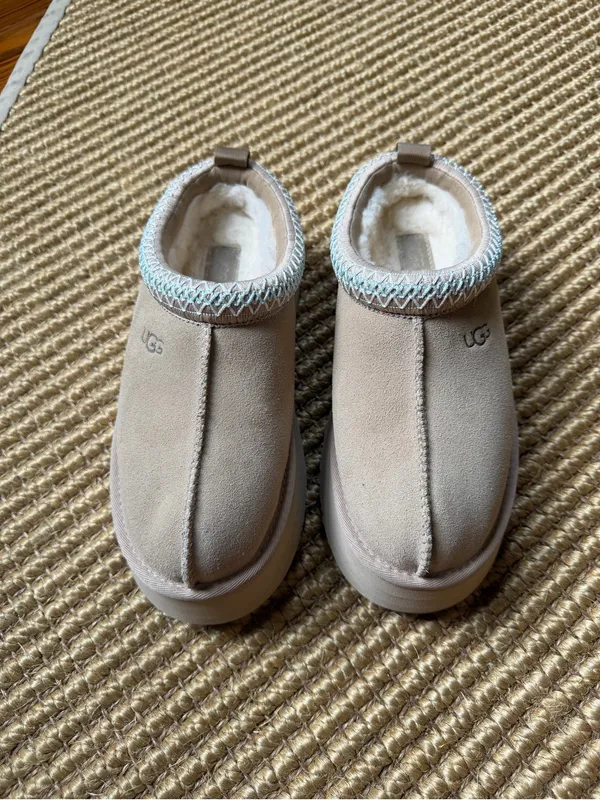 NWOT UGG Women's Tazz II Slippers - Image 6