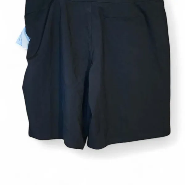 NWT WOMENS  Volcom black shorts, - Image 2