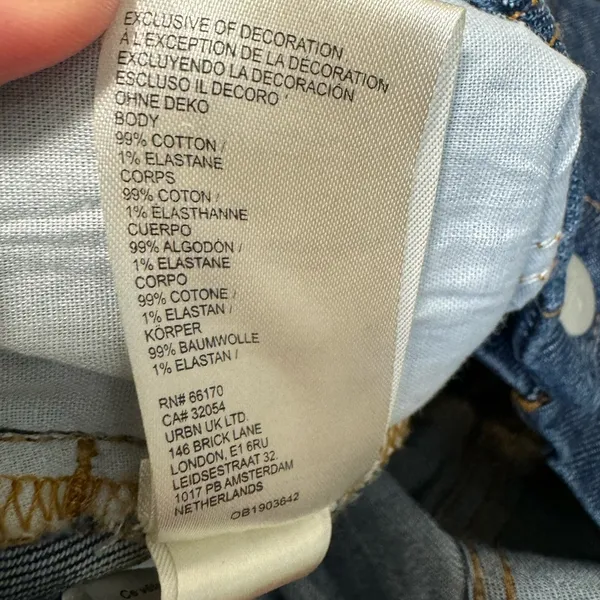 Pilcro Mid-Rise Tapered Jeans - Image 12