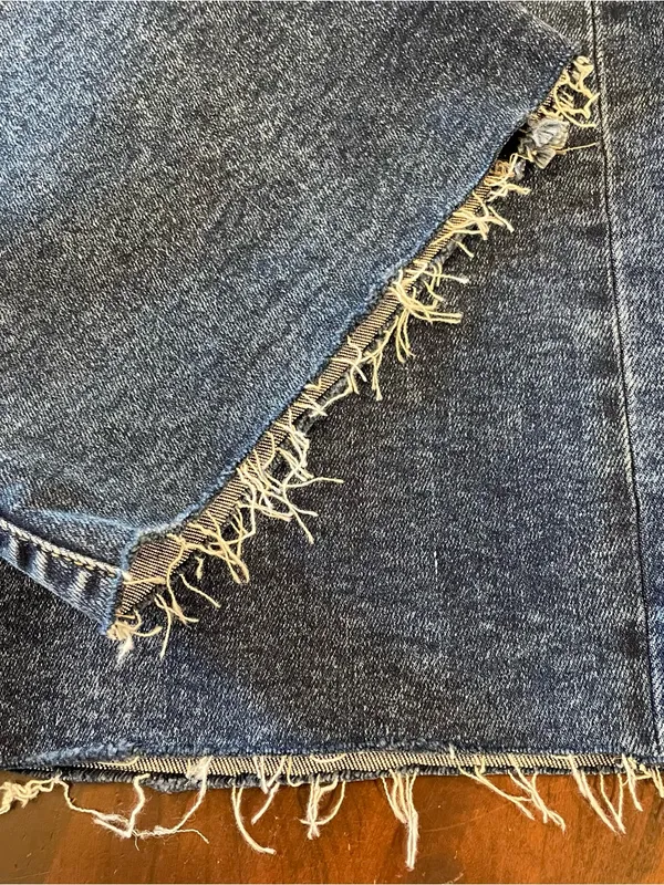 Zenana Cropped Wide Leg Jeans Med Wash Raw Hem Cropped Sz 28 X 23 High Rise - Image 4