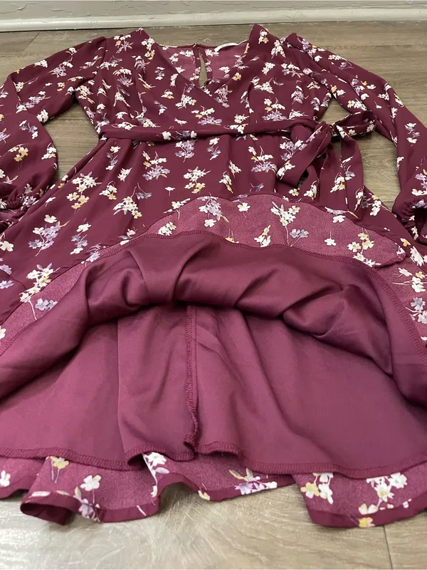Mi Ami Long Sleeve Floral Mini Dress Size M Maroon Surplice Tie Waist Boho Chic - Image 10