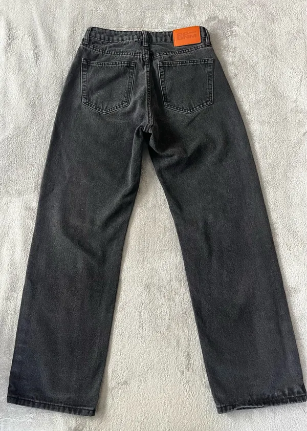 Princess Polly Ripped Black Jeans - Image 4