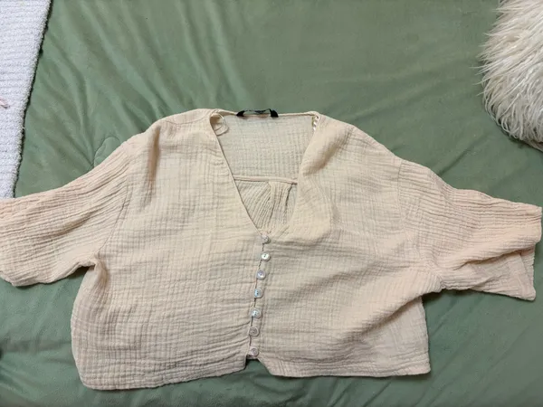 Zara Seersucker tan crop top - Image 4