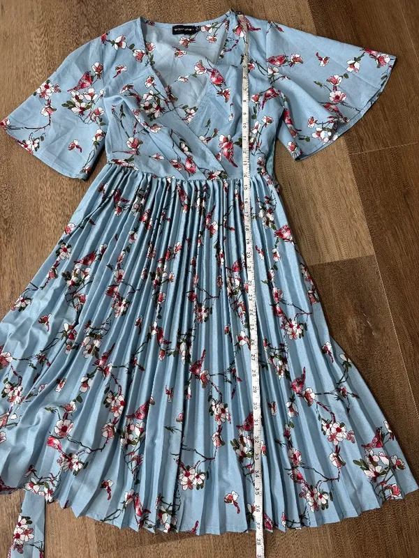 Prettylittlething Blue Floral Dress - Size 2 - Image 8
