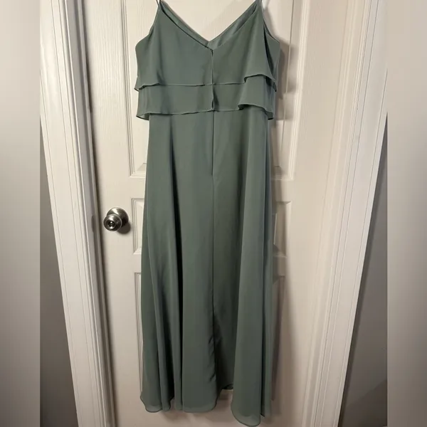 Jenny Yoo Sage Green Layered Maxi night Party Prom Dress size 8 - Image 4