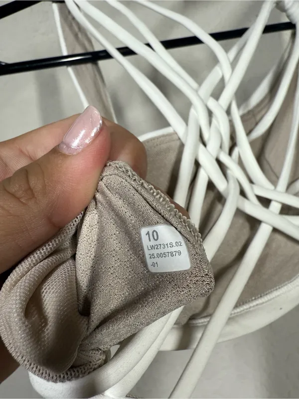 Lululemon Free To Be Bra Size 10 - Image 7