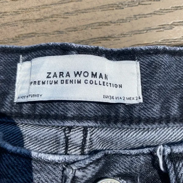 Zara dark wash grey black size 2 26 mom jeans high waisted - Image 4