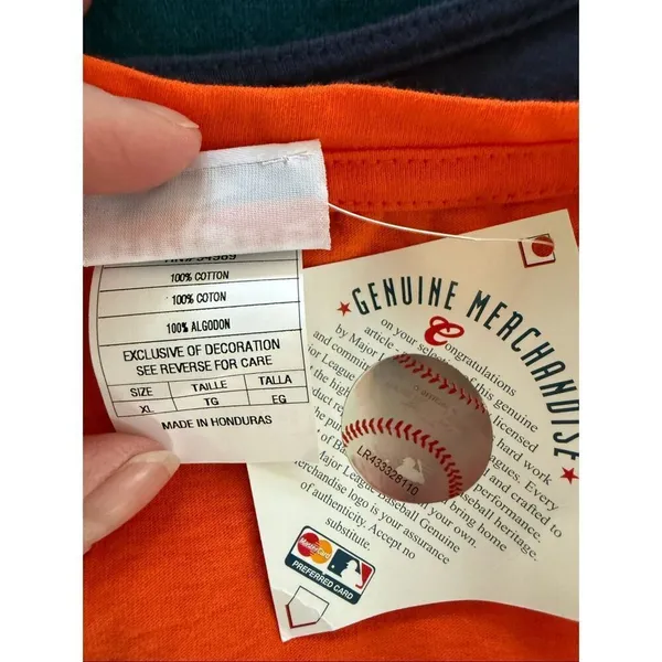 NWT MLB Detroit Tigers Short Sleeve Scoop Neck T-shirt XL - Image 7