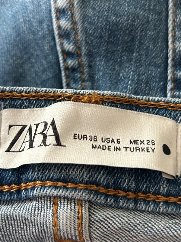 Zara The Bootcut Distressed Raw Frayed Hem Cropped Jeans Sz 6 Cotton Med Wash - Image 8