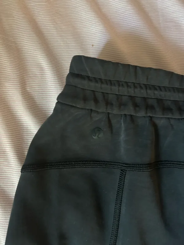 Lululemon Pants High-Rise - Image 4