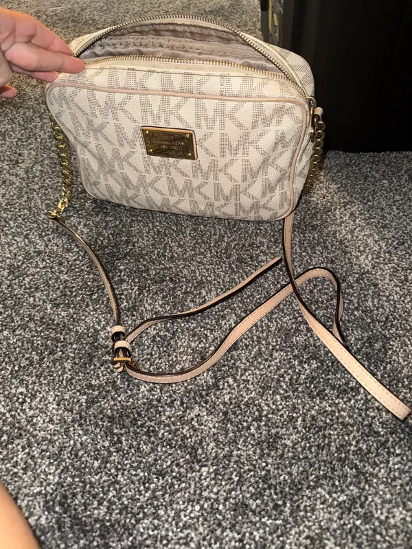 Michael Kors Purse Michael Logo Crossbody - Image 4