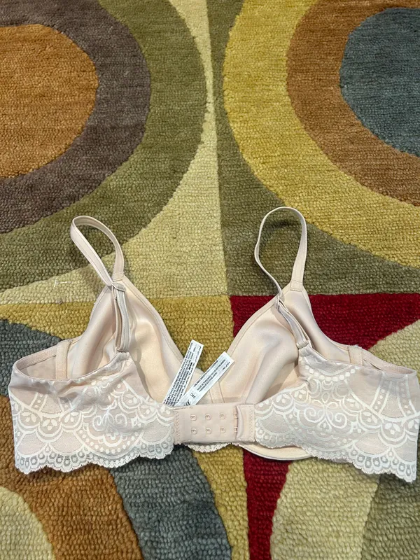 Soma NWOT Unlined Smooth Full Coverage Bra Light Beige Nude Lace Back Size 34C - Image 4