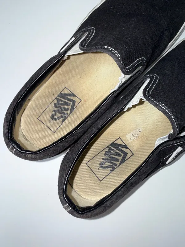 Vans Classic Asher Slip-on Sneakers Black Canvas - Image 8