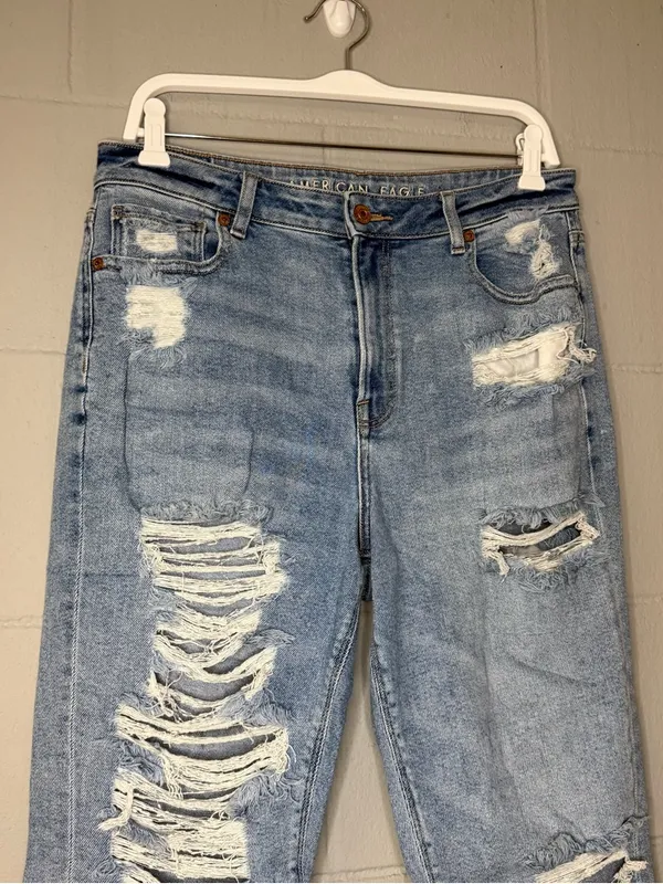 American Eagle High-Rise Mom Jeans with Distressing Women’s Size 10 Regular - Image 2