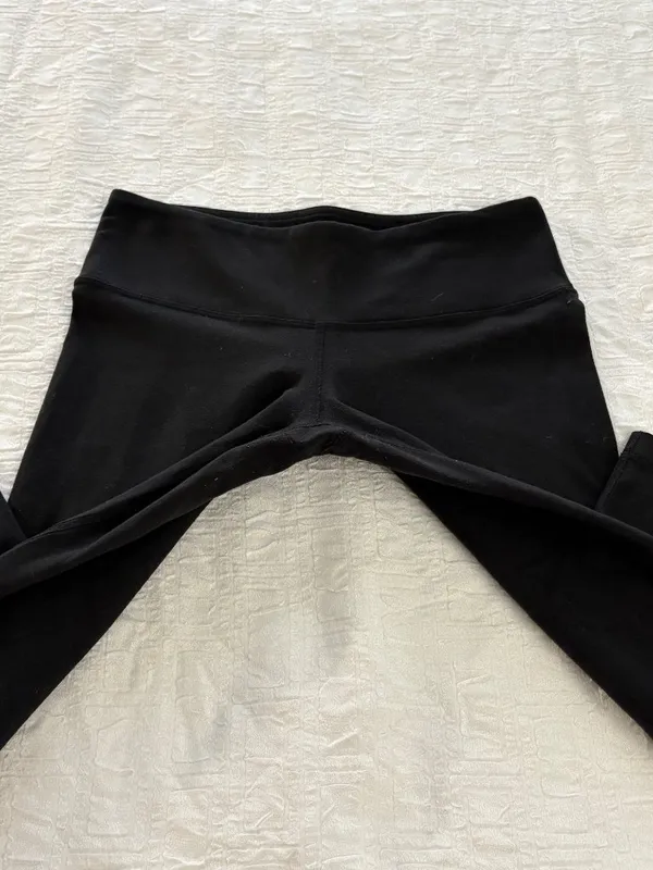Lululemon Wunder Under Mid Rise Crop 21" Black Luon Yoga Leggings 4 - Image 4