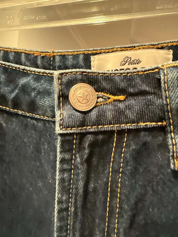 Princess Polly Petite Holly Wide Leg Jeans Dark Wash Raw Hem US 2 - Image 5