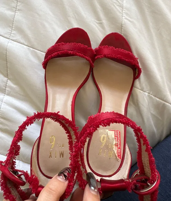 mix no. 6 Red Heels - Image 2