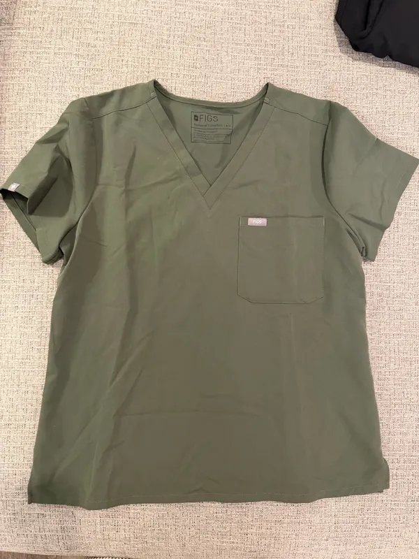 FIGS Hunter Green Set Scrubs - Image 2