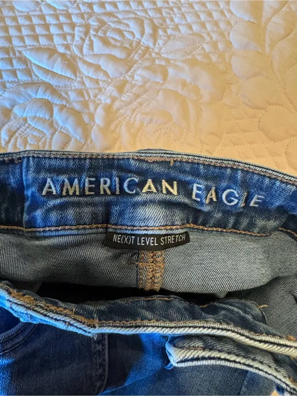 American Eagle Super High-Rise Flare Jeans juniors size 00 - Image 7