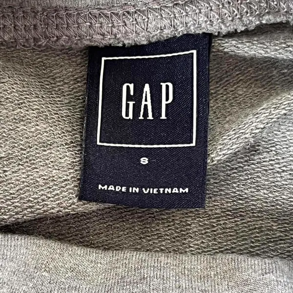 GAP Grey Hoodie New York London Tokyo Paris Minimalist Size Small - Image 6
