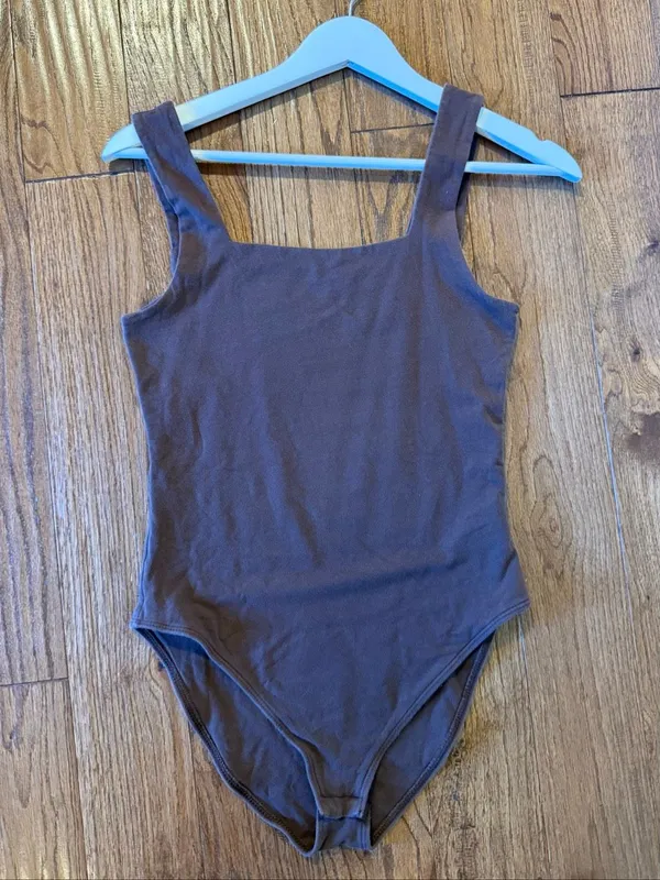 Old Navy brown square neck bodysuit size xs - Image 6