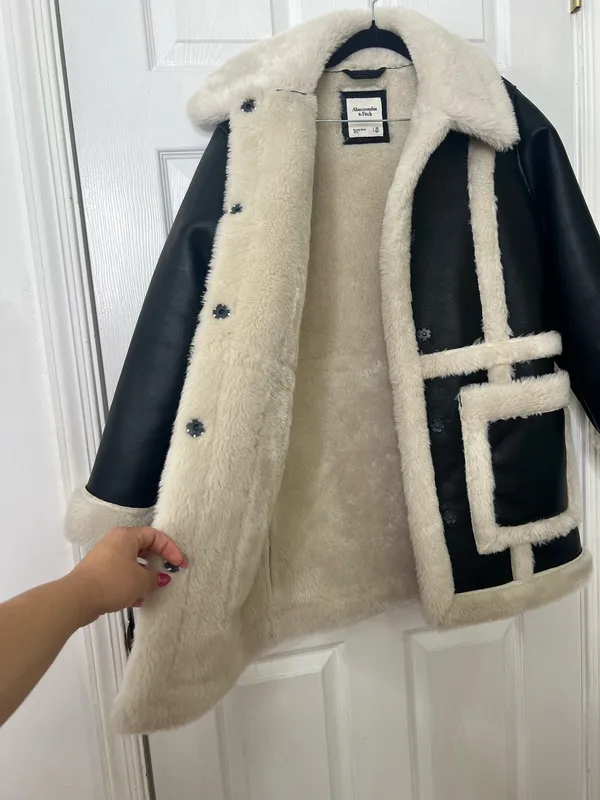 Abercrombie & Fitch Faux Shearling Coat Teddy Quiet Luxury Chic Winter Jacket XS - Image 7