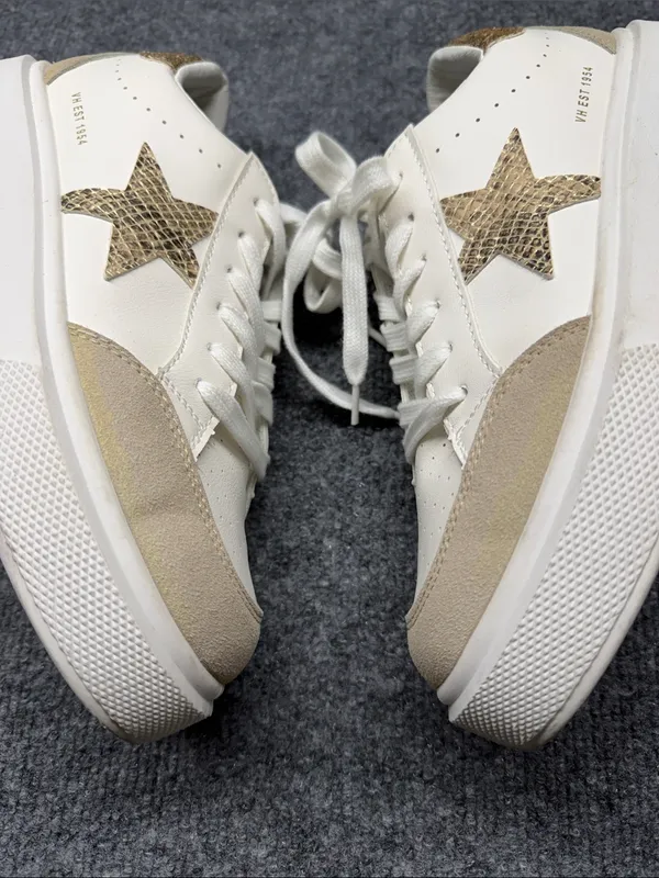 Vintage Havana White Sneakers with Gold Star Accent - Image 8