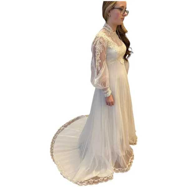 Vintage 1960s Lace Illusion High Neck Bridal Wedding Gown w/ Train XS - Image 15