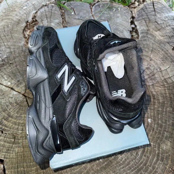 New Balance 9060 women sneakers shoes size 5.5 - Image 5
