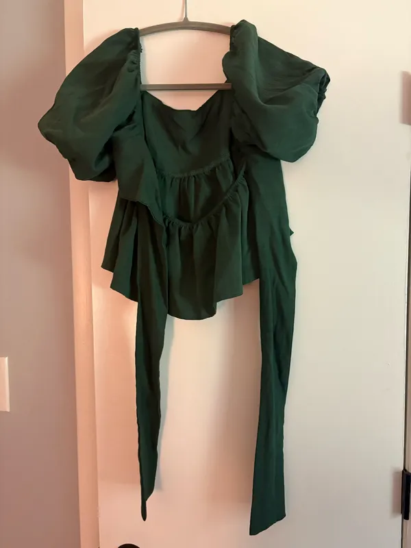 Francesca’s green top - Image 2
