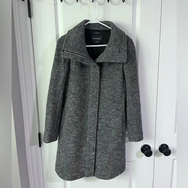 Club Monaco Darelle Wool Coat- Size Small - Image 3