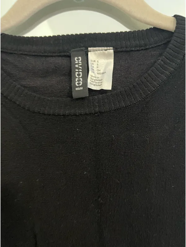 H&M Black Short Sleeve Top - Image 2
