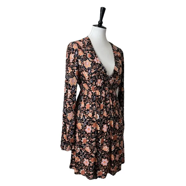 Billabong New Blouson Dress Deep V-neck Long Sleeve Black Floral Women’s Size M - Image 2