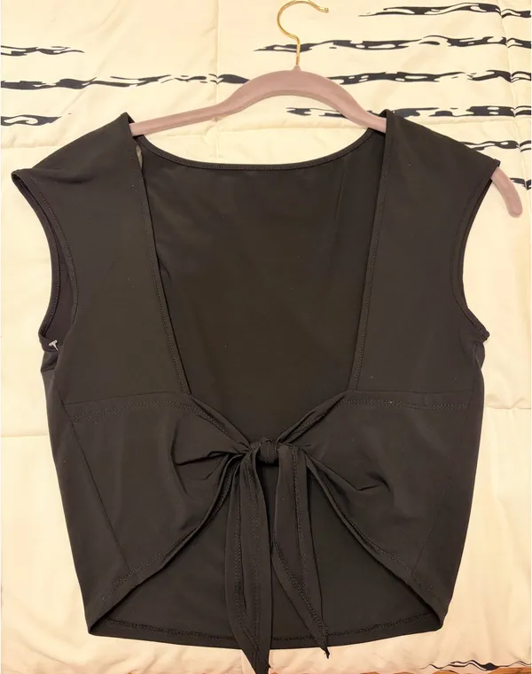 Wild Fable Top Back Open Crop top - Image 2