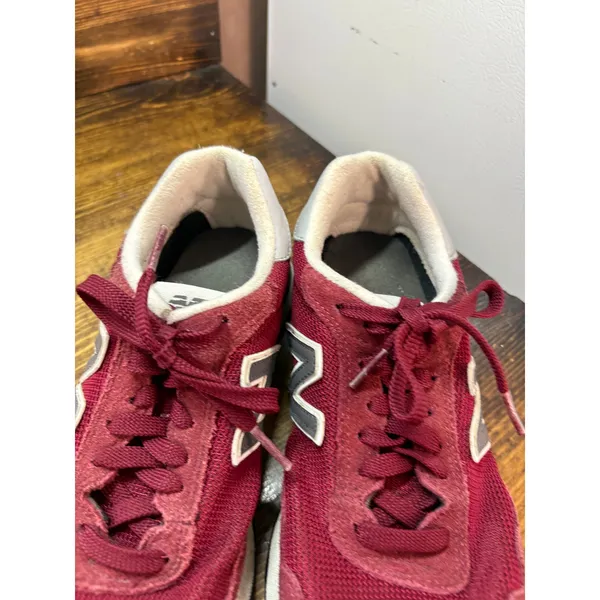 New Balance 515 Burgundy Sneakers Women‎ Size 6.5 - Image 4