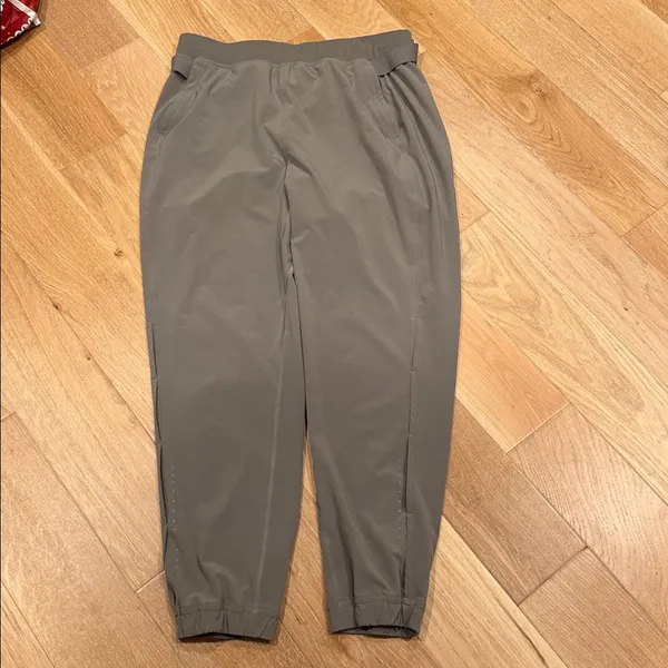 lululemon athletica Greige Track‎ Pants size 10 women - Image 12