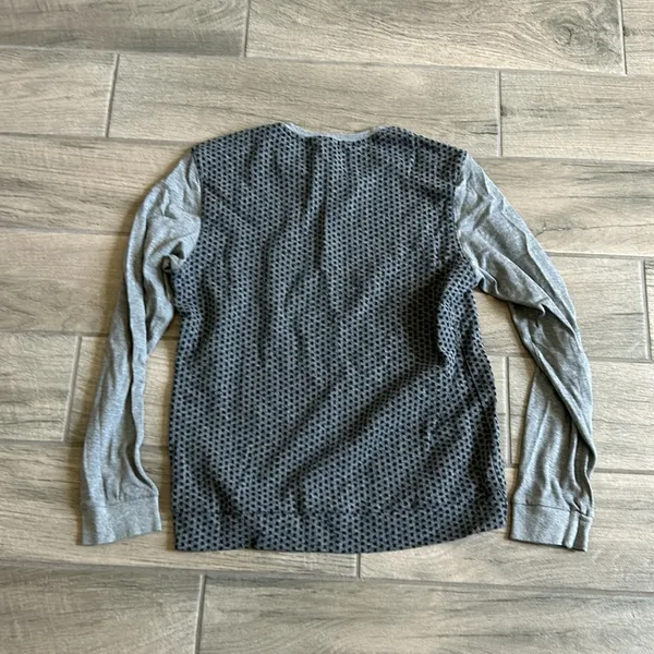 Long sleeve thin sweater Size M - Image 3