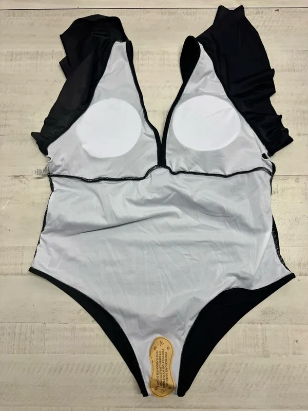 Plus Size Tummy Control Swimsuit Full Coverage Retro Ruffle Swimwear - Image 4