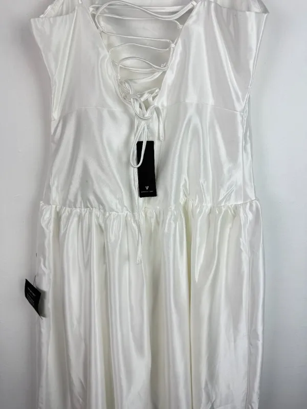 NWT Lulus Modern Adoration White Satin Backless Lace-Up Maxi Dress White Large L - Image 11